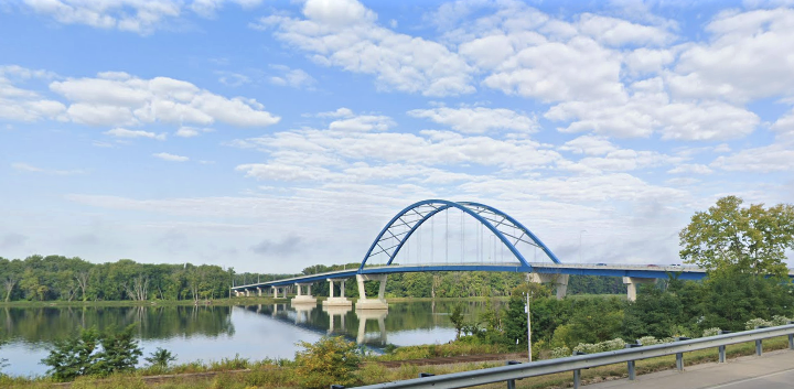 US 52 Savanna/Sabula Tied Arch Bridge, IDOT District 2